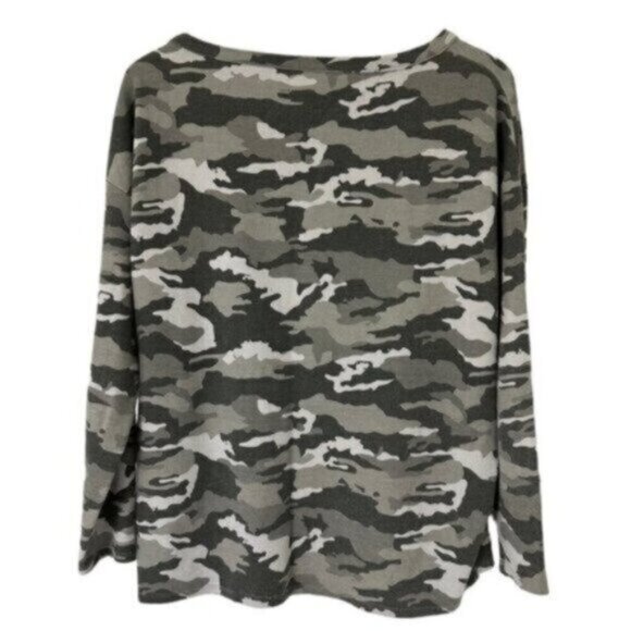Chaser | Women's Gray Camo Print Long Sleeves Top Size Large - Picture 4 of 8
